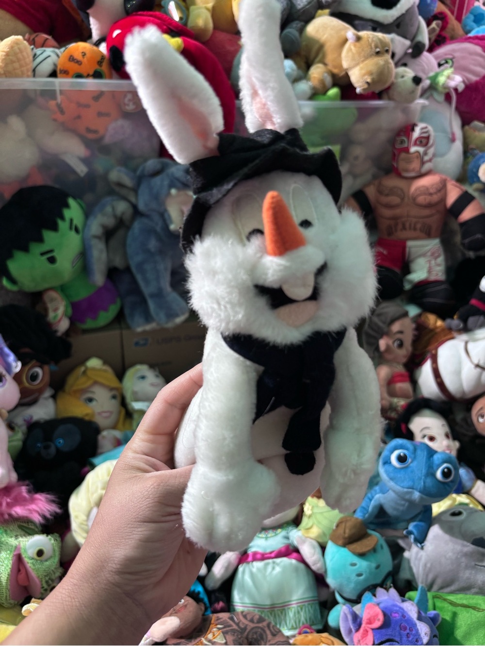 Vintage Warner bros Snowman Bugs Bunny plush Beanie